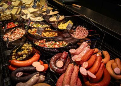 Wurst und Schinken